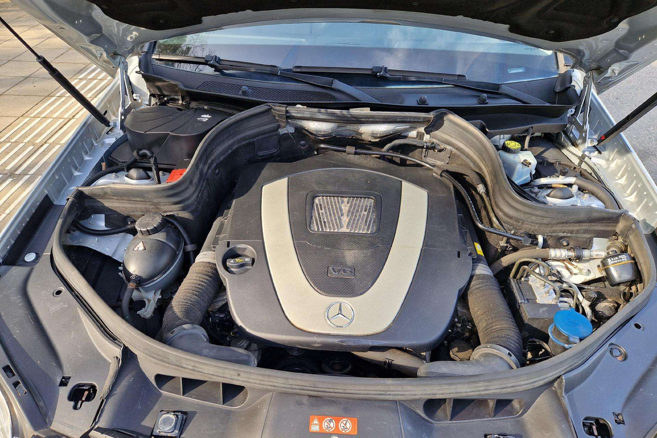 Car Mercedes-Benz GLK350: picture 18