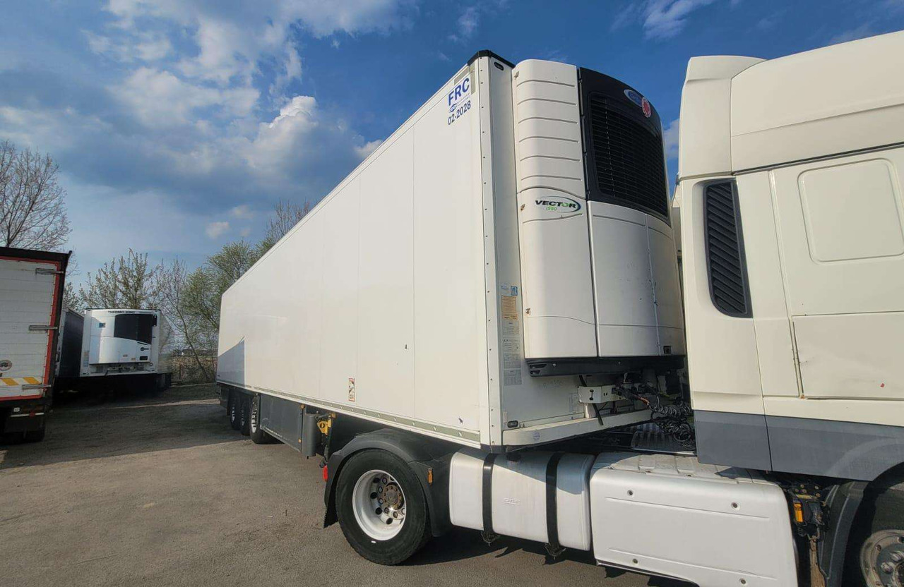 Schmitz - Refrigerator semi-trailer: picture 1 Schmitz - Refrigerator semi-trailer: picture 1