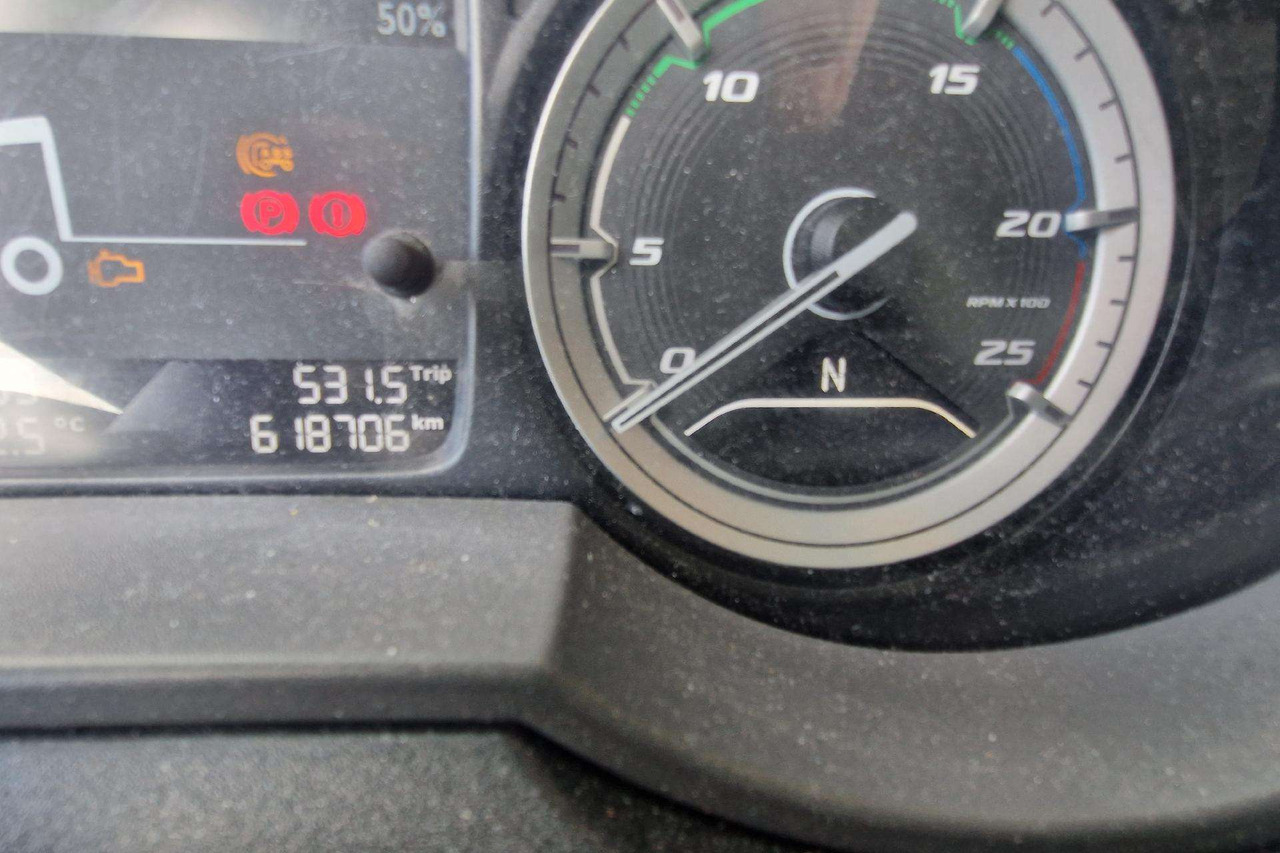 Tractor unit DAF XF 480 FT: picture 13