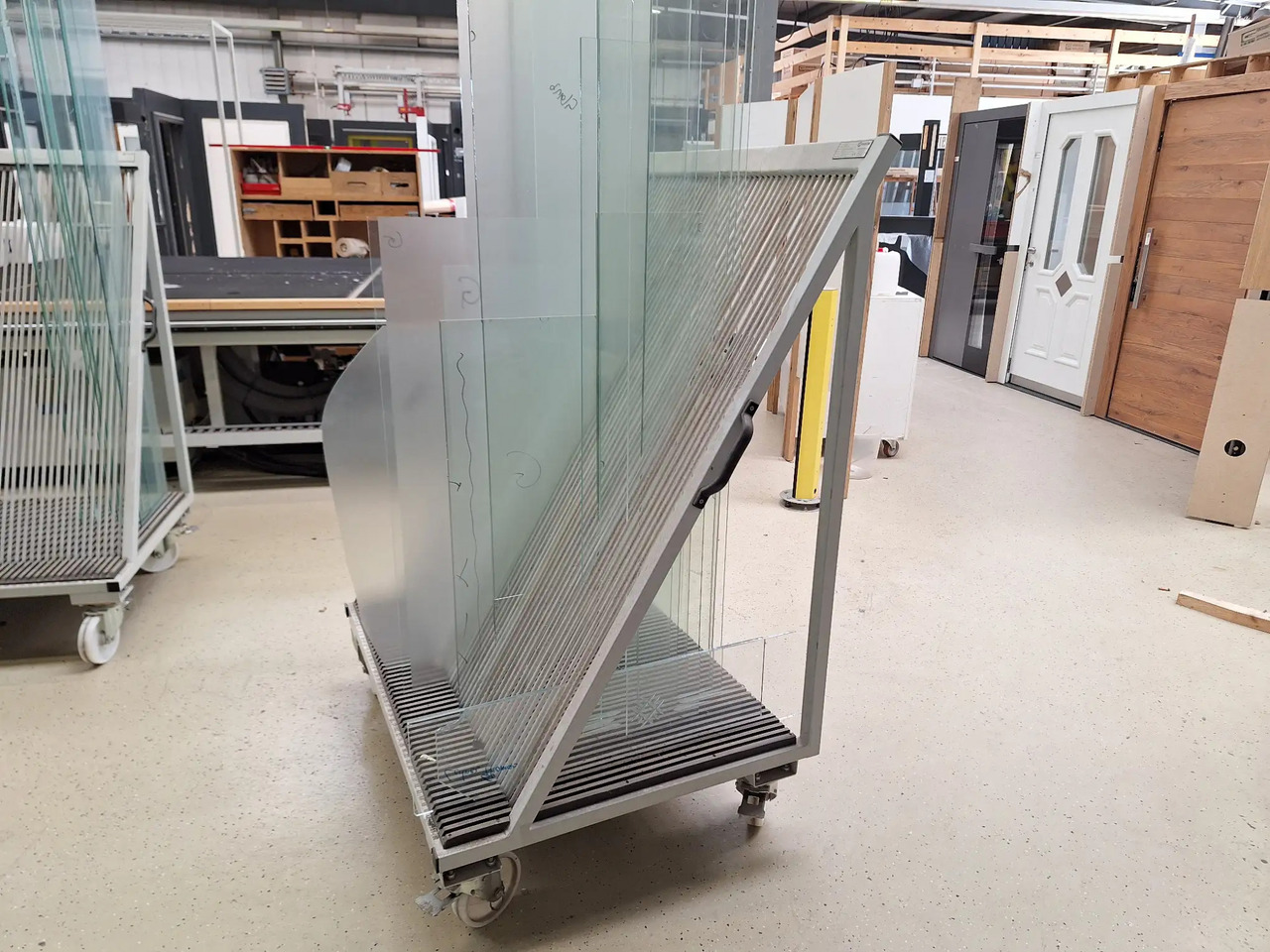 1 Stk. Glastransportwagen (Hakon) - Material handling equipment: picture 2 1 Stk. Glastransportwagen (Hakon) - Material handling equipment: picture 2