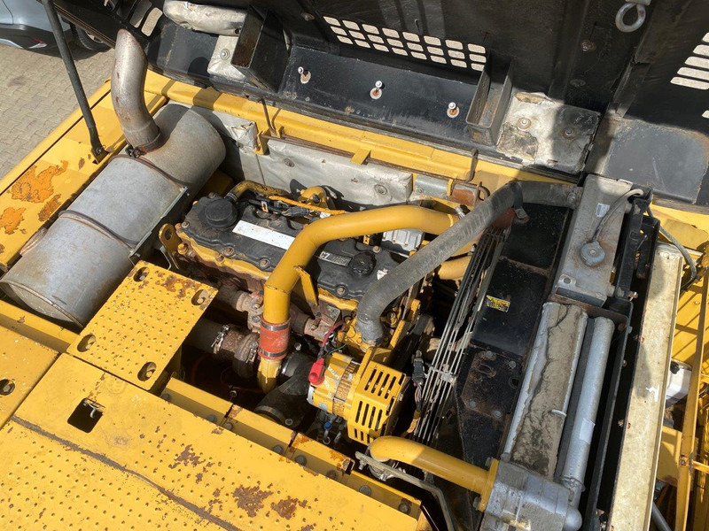 Crawler excavator Caterpillar 324 D NVT: picture 11