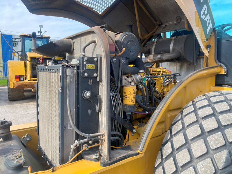 Roller Caterpillar CS64B NVT: picture 20