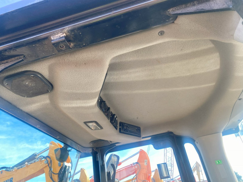 Roller Caterpillar CS64B NVT: picture 14