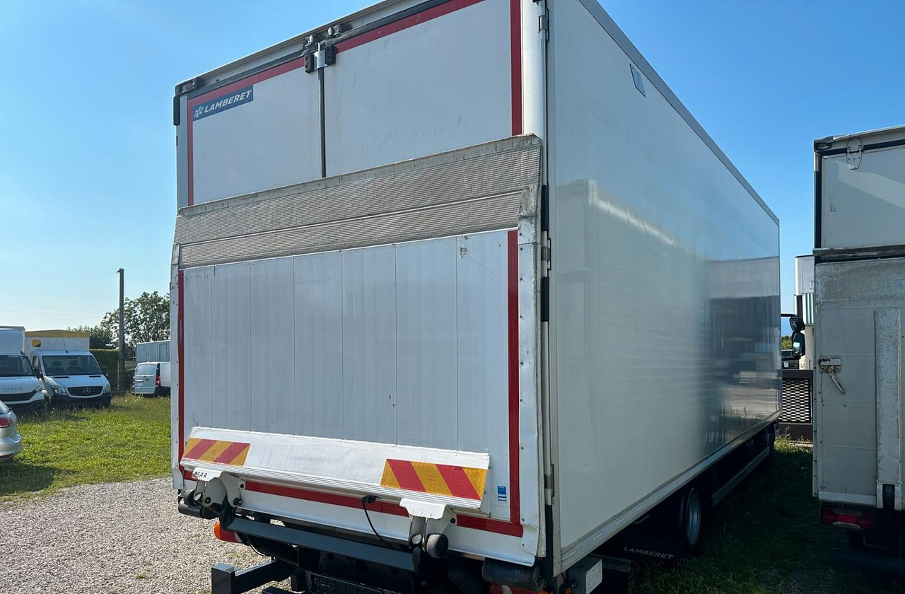 Iveco - Refrigerator truck: picture 3 Iveco - Refrigerator truck: picture 3