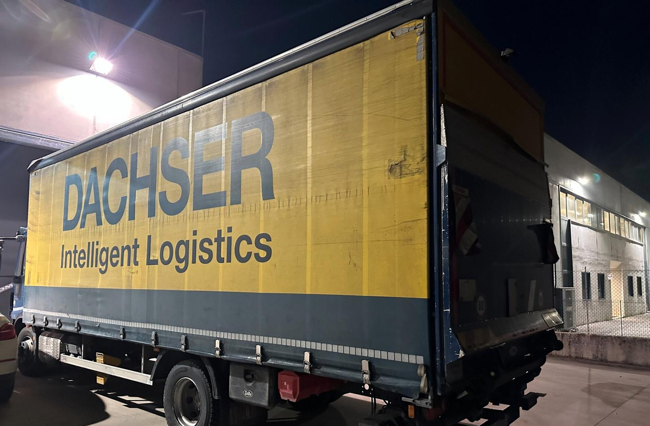 Iveco - Curtainsider truck: picture 4 Iveco - Curtainsider truck: picture 4