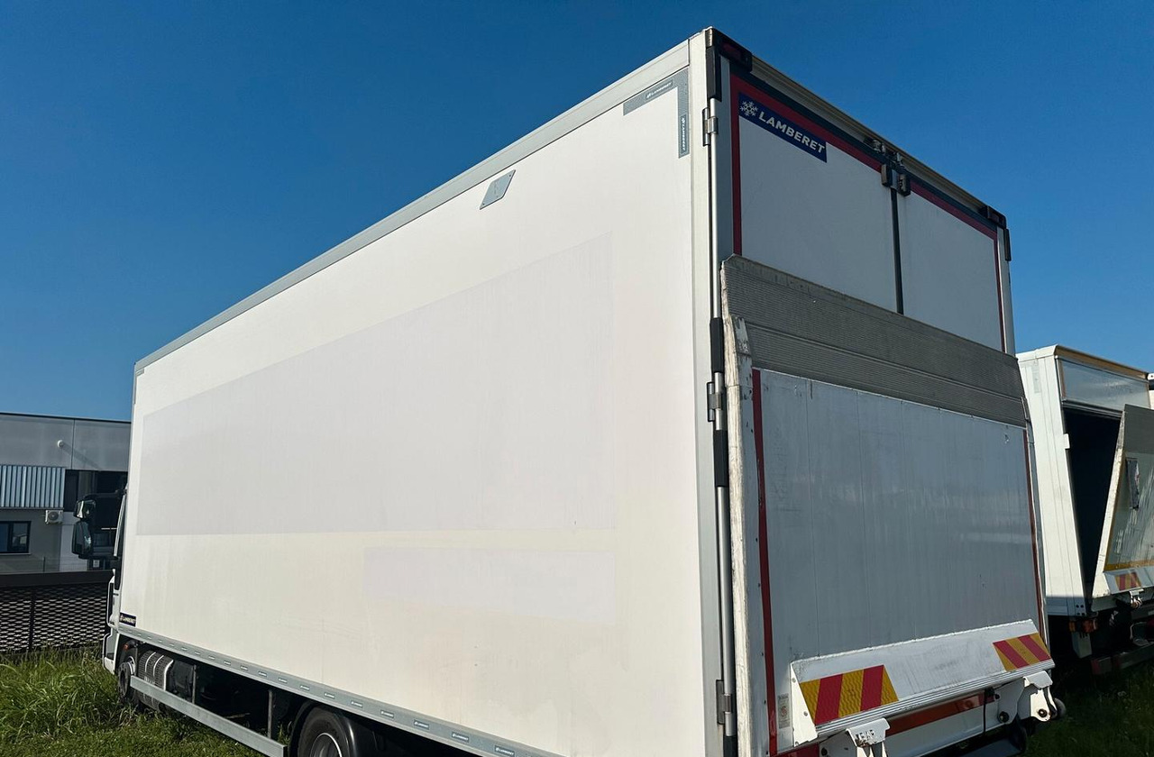 Iveco - Refrigerator truck: picture 4 Iveco - Refrigerator truck: picture 4