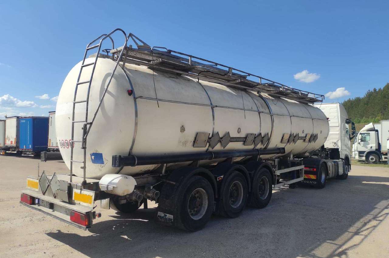 Farcinox FX-3-11 - Tank semi-trailer: picture 3 Farcinox FX-3-11 - Tank semi-trailer: picture 3