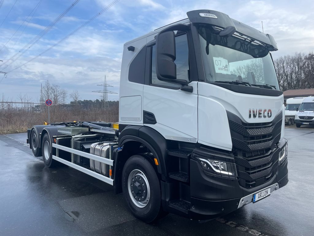 Iveco X-Way AT280X48Y/PSON+ Abrollkipper/PALFINGER/NLA - Hook lift truck: picture 1 Iveco X-Way AT280X48Y/PSON+ Abrollkipper/PALFINGER/NLA - Hook lift truck: picture 1