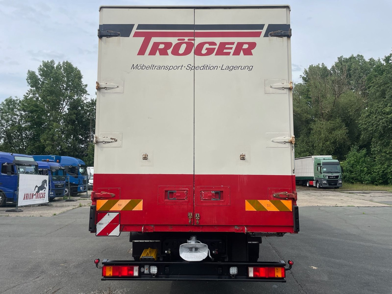 MAN 18.264 M40 Wohnmobil/4xBett/AC/Standheizung/EU2 - Box truck: picture 5 MAN 18.264 M40 Wohnmobil/4xBett/AC/Standheizung/EU2 - Box truck: picture 5