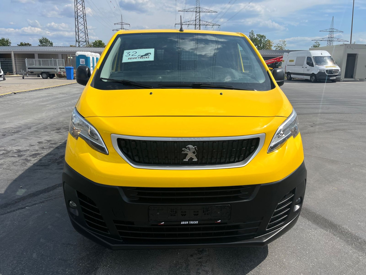 Peugeot Expert Box Pro L3 / 2.0 Blue HDI / More units - Small van: picture 3 Peugeot Expert Box Pro L3 / 2.0 Blue HDI / More units - Small van: picture 3