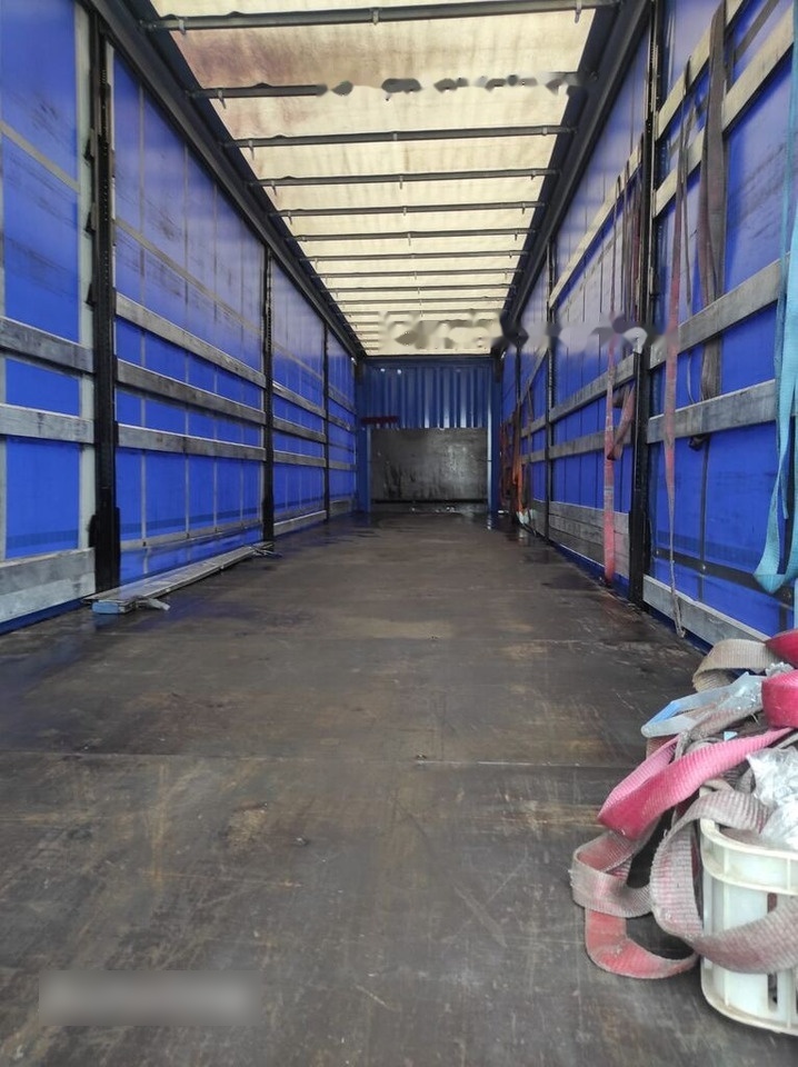 Curtainsider semi-trailer Krone: picture 8
