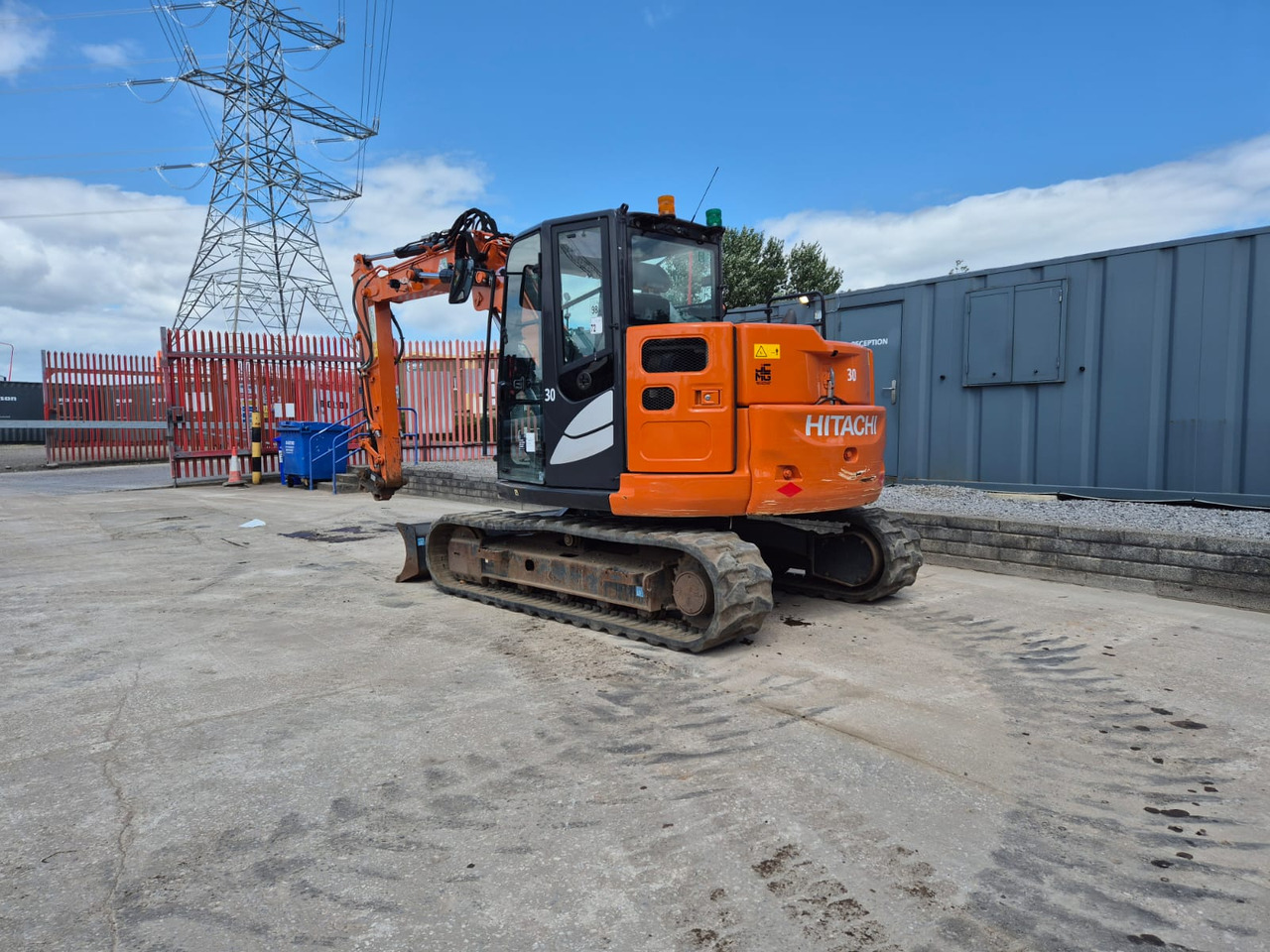 Hitachi ZX85USBR-6 2PB - Mini excavator: picture 3 Hitachi ZX85USBR-6 2PB - Mini excavator: picture 3