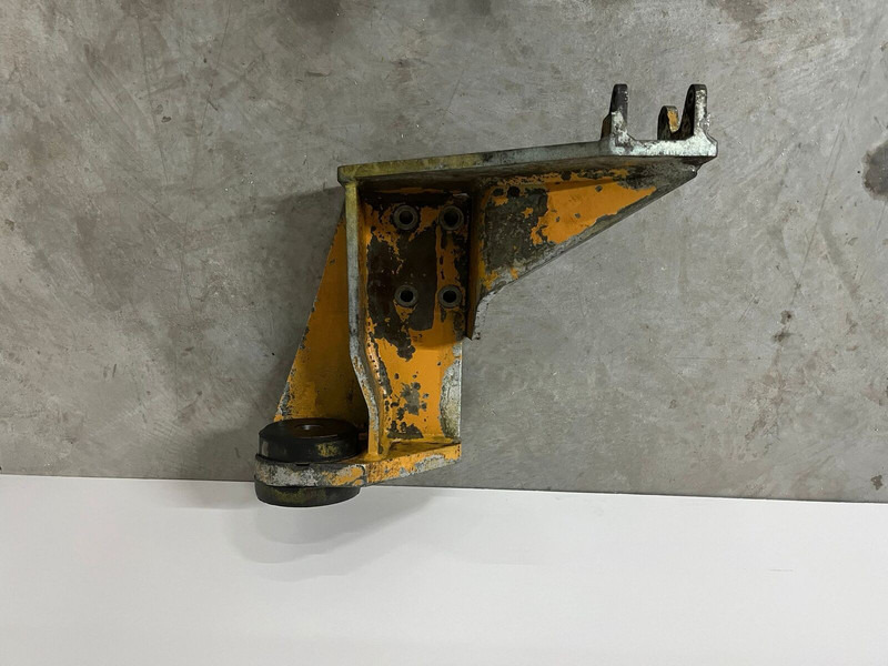 Liebherr Engine Mounts D9408 - Engine and parts: picture 4 Liebherr Engine Mounts D9408 - Engine and parts: picture 4