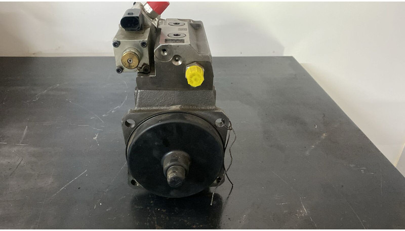 Liebherr High pressure - Fuel pump: picture 4 Liebherr High pressure - Fuel pump: picture 4