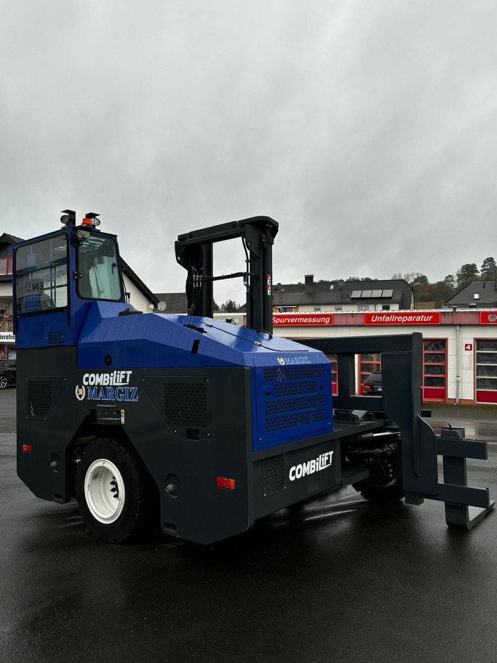 COMBILIFT C14000J - 4-way reach truck: picture 5 COMBILIFT C14000J - 4-way reach truck: picture 5