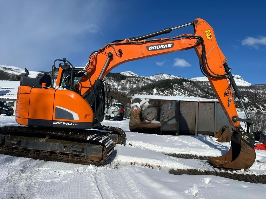 Doosan DX 140 LCR-5 - Crawler excavator: picture 1 Doosan DX 140 LCR-5 - Crawler excavator: picture 1