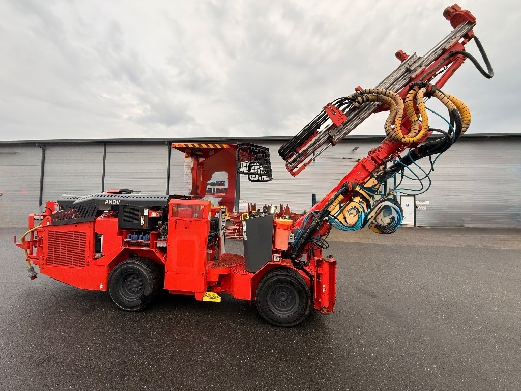 Sandvik DD212 - Drilling rig: picture 4 Sandvik DD212 - Drilling rig: picture 4