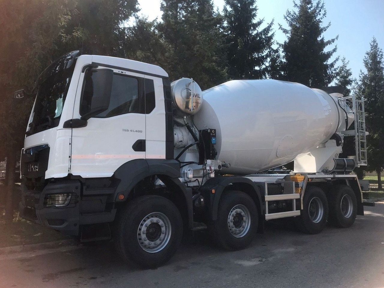 MAN TGS 41.400 EURO 2 FML 10 M3 - Concrete mixer truck: picture 3 MAN TGS 41.400 EURO 2 FML 10 M3 - Concrete mixer truck: picture 3