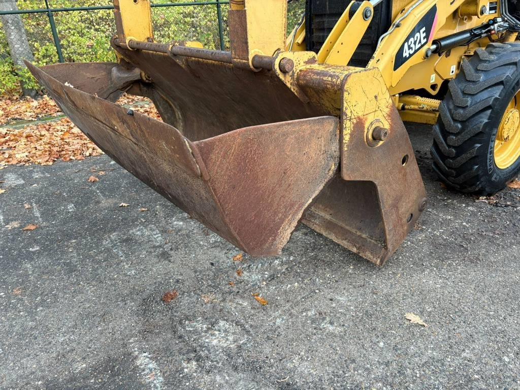 Backhoe loader CAT 432E: picture 18