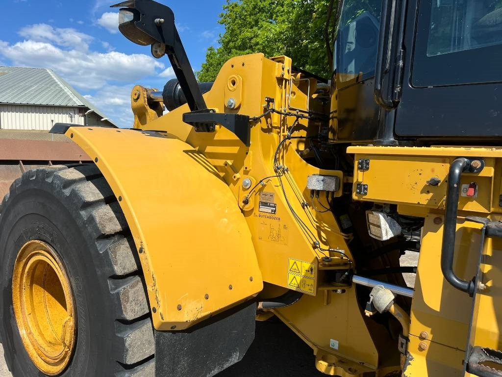 Wheel loader CAT 972 M: picture 31