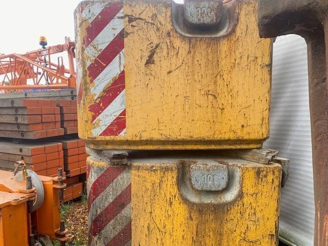 Liebherr Ballastplatten / Counterweight plates LTM 1200-5.1 - Loader crane for Construction machinery: picture 2 Liebherr Ballastplatten / Counterweight plates LTM 1200-5.1 - Loader crane for Construction machinery: picture 2