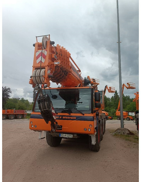 Liebherr LTM 1090-4.2 - All terrain crane: picture 3 Liebherr LTM 1090-4.2 - All terrain crane: picture 3