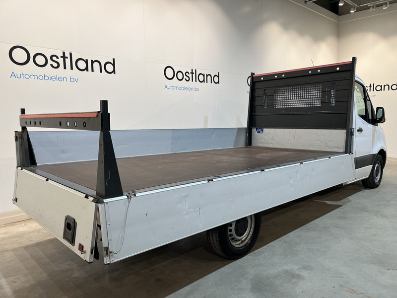Mercedes-Benz Sprinter 315 CDI L3 RWD Open Laadbak / Euro 6 / Airco / MBUX / CarPlay / Navigatie / 3-Zits / 75.200 KM !! / BPM VRIJ !! - Flatbed van: picture 2 Mercedes-Benz Sprinter 315 CDI L3 RWD Open Laadbak / Euro 6 / Airco / MBUX / CarPlay / Navigatie / 3-Zits / 75.200 KM !! / BPM VRIJ !! - Flatbed van: picture 2
