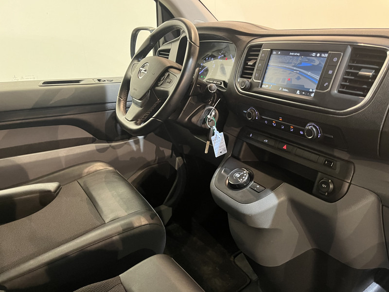 Opel Vivaro 2.0 CDTI L2H1 Edition 177 PK Automaat Servicebus / Bott Inrichting / Euro 6 / CarPlay / Airco / Cruise Control / PDC / Navigatie / 3-Zits / / BPM VRIJ !! - Small van: picture 3 Opel Vivaro 2.0 CDTI L2H1 Edition 177 PK Automaat Servicebus / Bott Inrichting / Euro 6 / CarPlay / Airco / Cruise Control / PDC / Navigatie / 3-Zits / / BPM VRIJ !! - Small van: picture 3