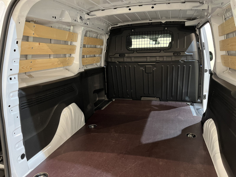 Small van, Electric van Peugeot e-Partner Premium Long 50 kWh / 100% Elektrisch / Airco / Cruise Control / PDC / Navigatie / CarPlay/ 2.500 KM !!: picture 13