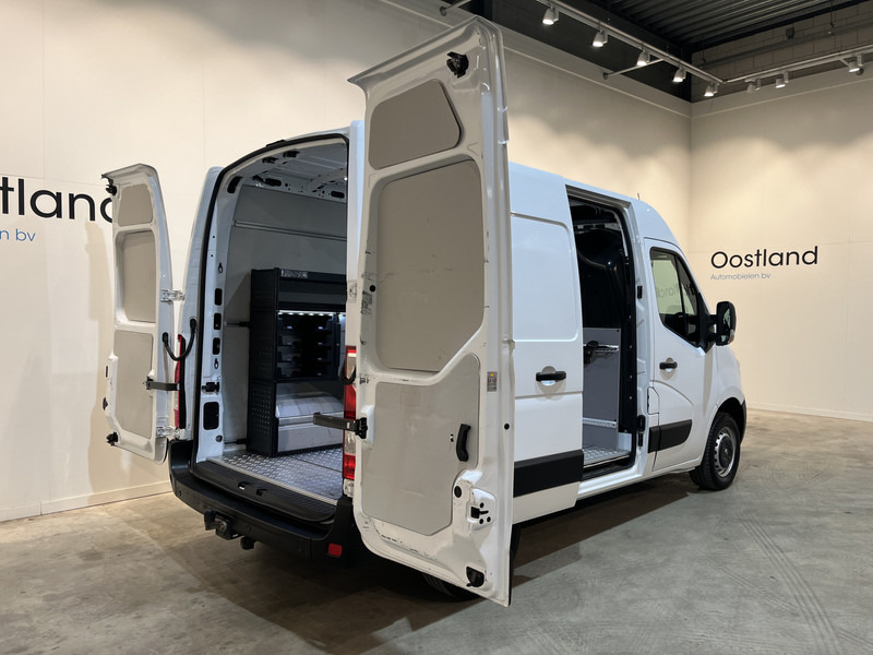 Renault Master 2.3 dCi L1H2 130 PK Servicebus / Modul-System Inrichting / Euro 6 / Airco / Cruise Control / Camera / Navigatie / Trekhaak / 73.900 KM !! - Panel van: picture 2 Renault Master 2.3 dCi L1H2 130 PK Servicebus / Modul-System Inrichting / Euro 6 / Airco / Cruise Control / Camera / Navigatie / Trekhaak / 73.900 KM !! - Panel van: picture 2