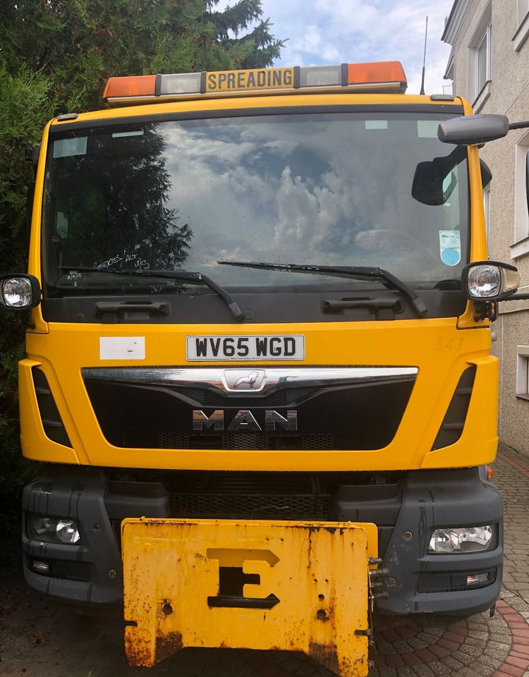 MAN TGM 26.290 piaskarka solarka schmidt 6x4 euro6 - Municipal/ Special vehicle, Truck: picture 3 MAN TGM 26.290 piaskarka solarka schmidt 6x4 euro6 - Municipal/ Special vehicle, Truck: picture 3