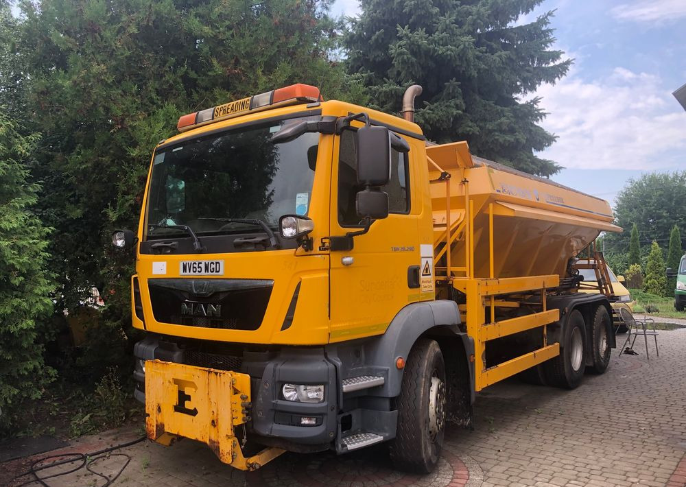 MAN TGM 26.290 piaskarka solarka schmidt 6x4 euro6 - Municipal/ Special vehicle, Truck: picture 2 MAN TGM 26.290 piaskarka solarka schmidt 6x4 euro6 - Municipal/ Special vehicle, Truck: picture 2