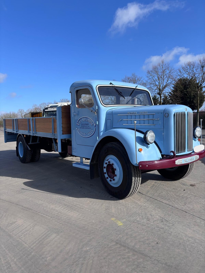 Scania Scania 111 - Dropside/ Flatbed truck: picture 2 Scania Scania 111 - Dropside/ Flatbed truck: picture 2