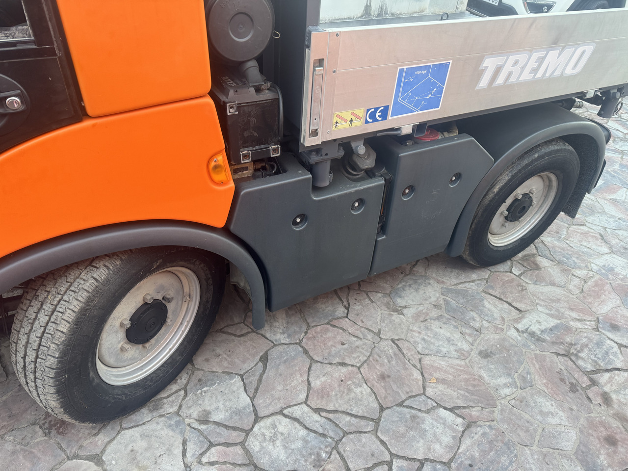 Snow removal vehicle MULTICAR Hako Tremo 4x4 wywrotka Polewaczka zamiatarka pług posypywarka snow schnee: picture 16