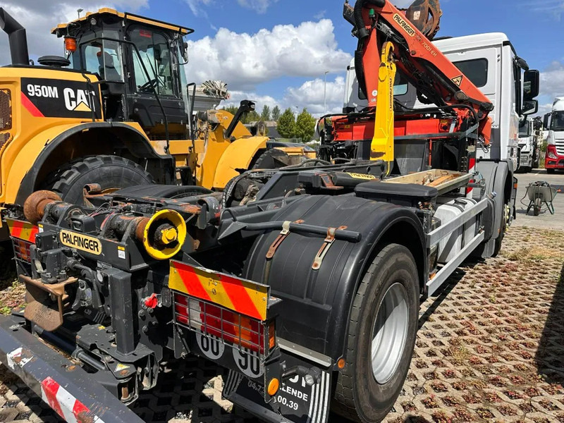 Mercedes-Benz Actros 1836 - Hook lift truck, Crane truck: picture 2 Mercedes-Benz Actros 1836 - Hook lift truck, Crane truck: picture 2