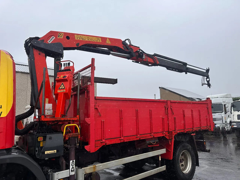 Scania P94-310 94 - Tipper, Crane truck: picture 3 Scania P94-310 94 - Tipper, Crane truck: picture 3