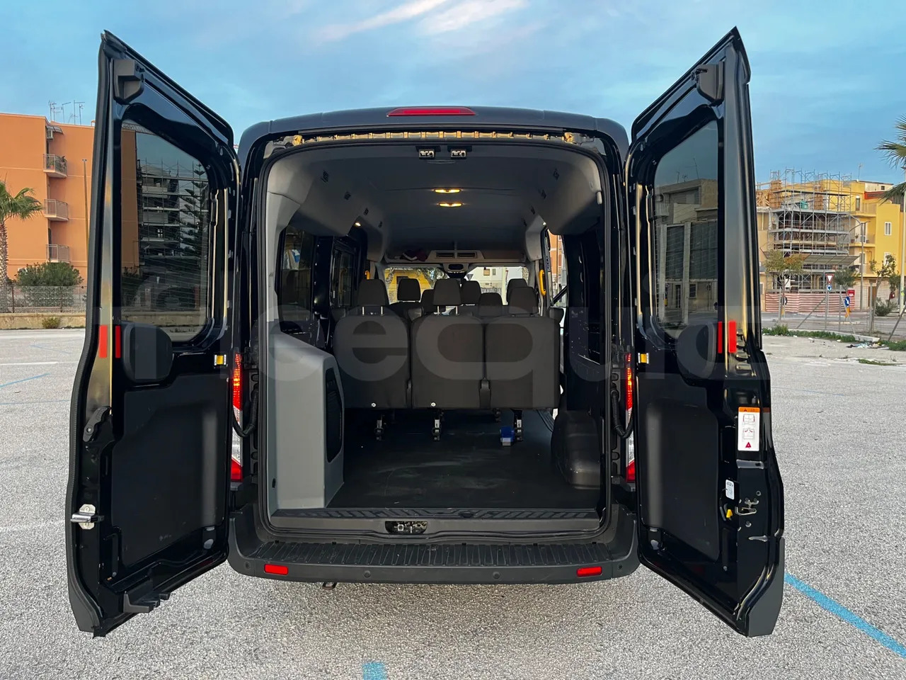 Suburban bus Ford Transit: picture 7 Suburban bus Ford Transit: picture 7