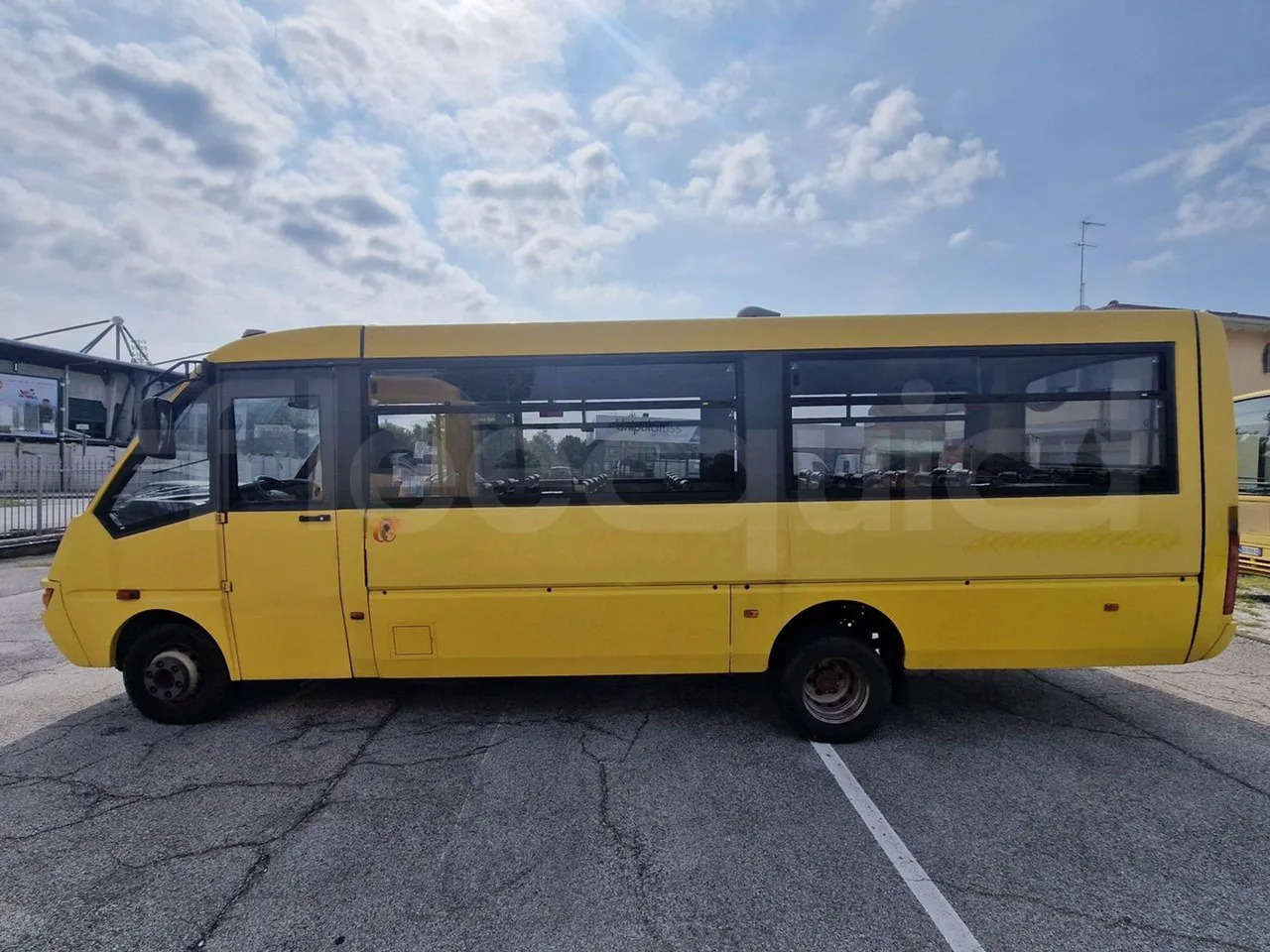 School bus Iveco Cacciamali: picture 6