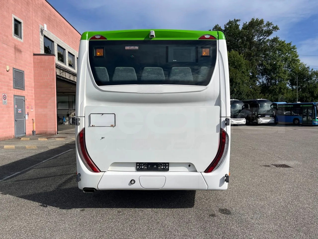 Iveco Crossway Low Entry - City bus: picture 5 Iveco Crossway Low Entry - City bus: picture 5