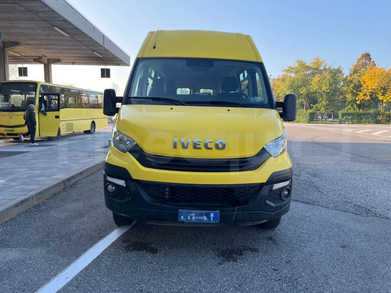 Iveco Daily - School bus: picture 2 Iveco Daily - School bus: picture 2