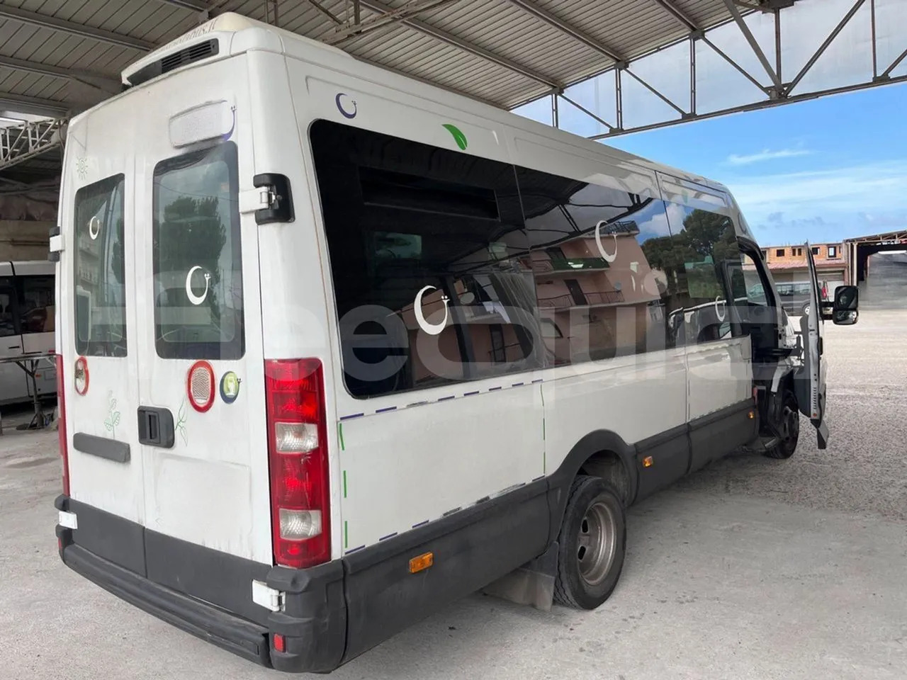 Coach Iveco Daily: picture 8
