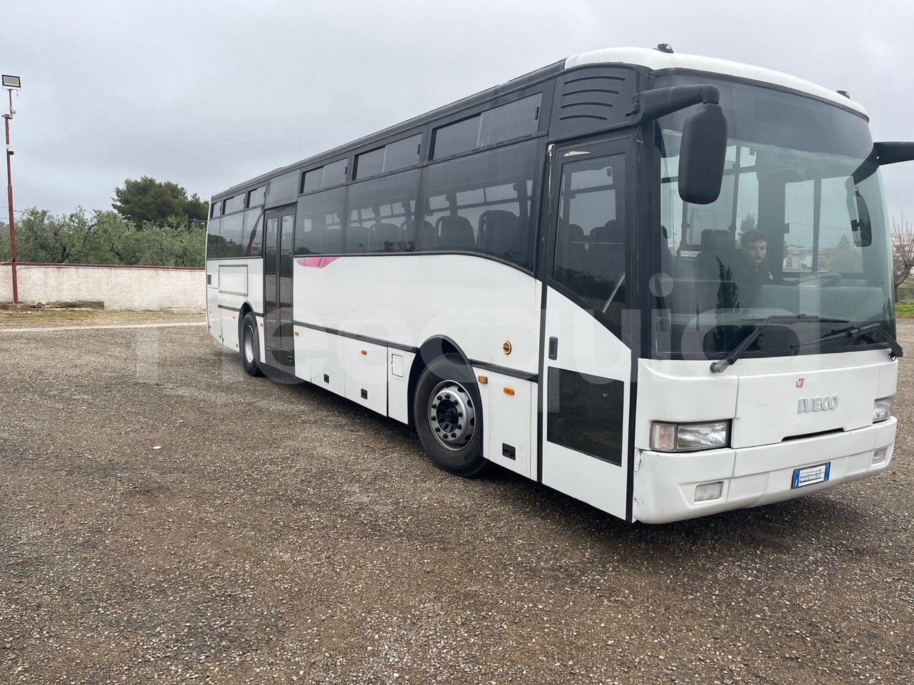 Iveco Irisbus Italia - Suburban bus: picture 1 Iveco Irisbus Italia - Suburban bus: picture 1