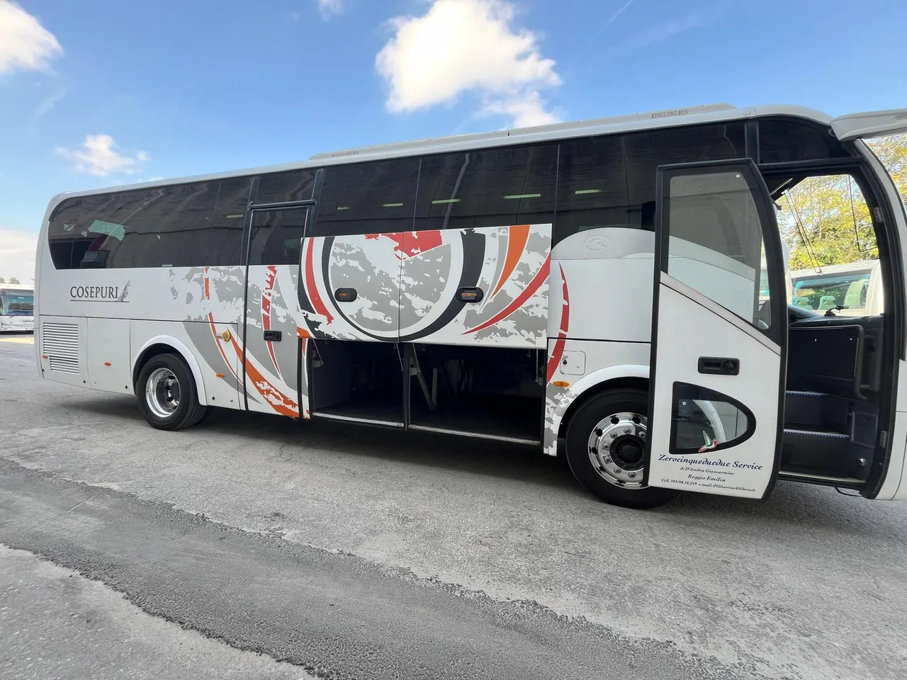 King Long XMQ6996 - Coach: picture 1 King Long XMQ6996 - Coach: picture 1