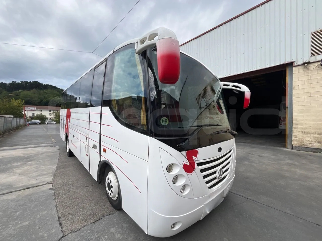 Mercedes-Benz Andecar - Coach: picture 1 Mercedes-Benz Andecar - Coach: picture 1