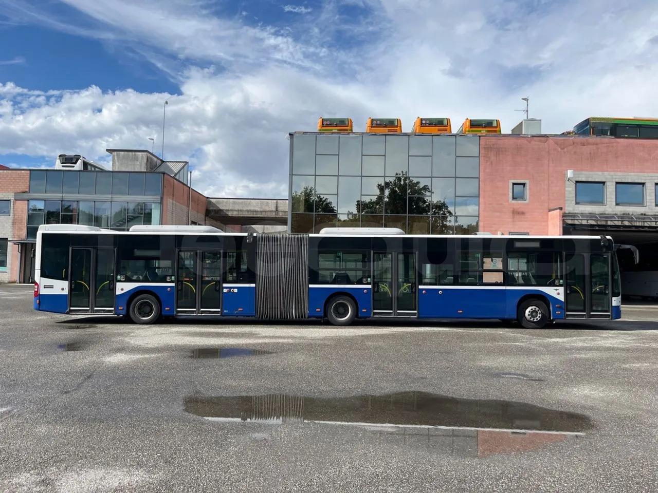 City bus Mercedes-Benz Conecto: picture 11
