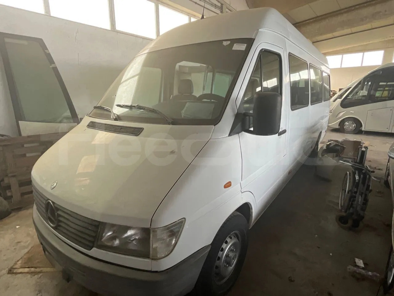 Mercedes-Benz Sprinter - Minibus, Passenger van: picture 4 Mercedes-Benz Sprinter - Minibus, Passenger van: picture 4