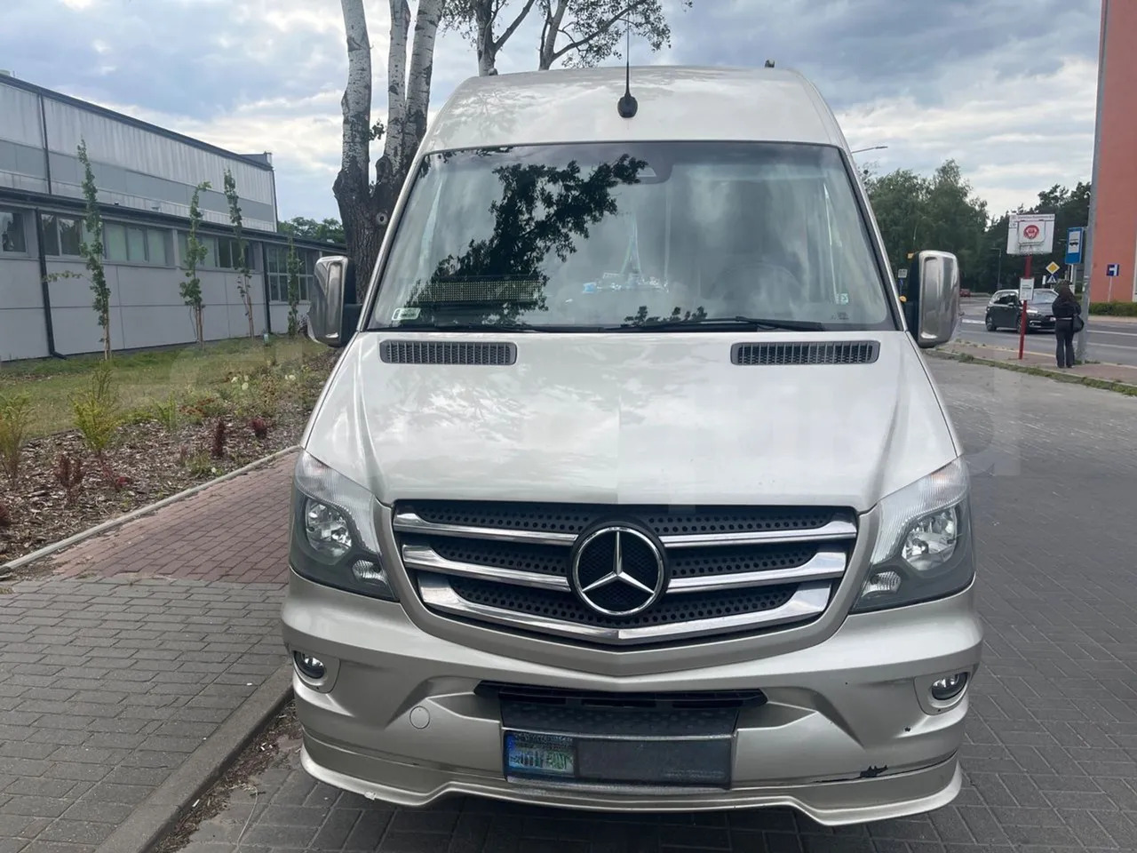 Mercedes-Benz Sprinter - Coach: picture 1 Mercedes-Benz Sprinter - Coach: picture 1