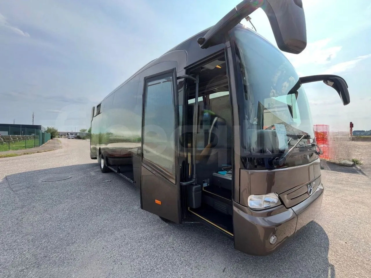 Coach Mercedes-Benz Tourino: picture 16