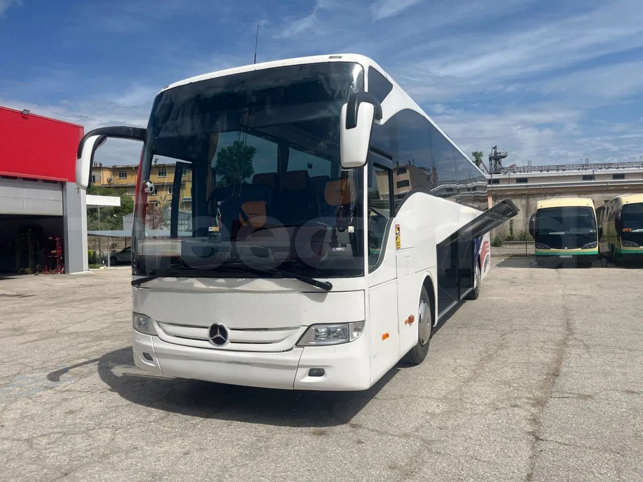 Mercedes-Benz Tourismo - Coach: picture 3 Mercedes-Benz Tourismo - Coach: picture 3