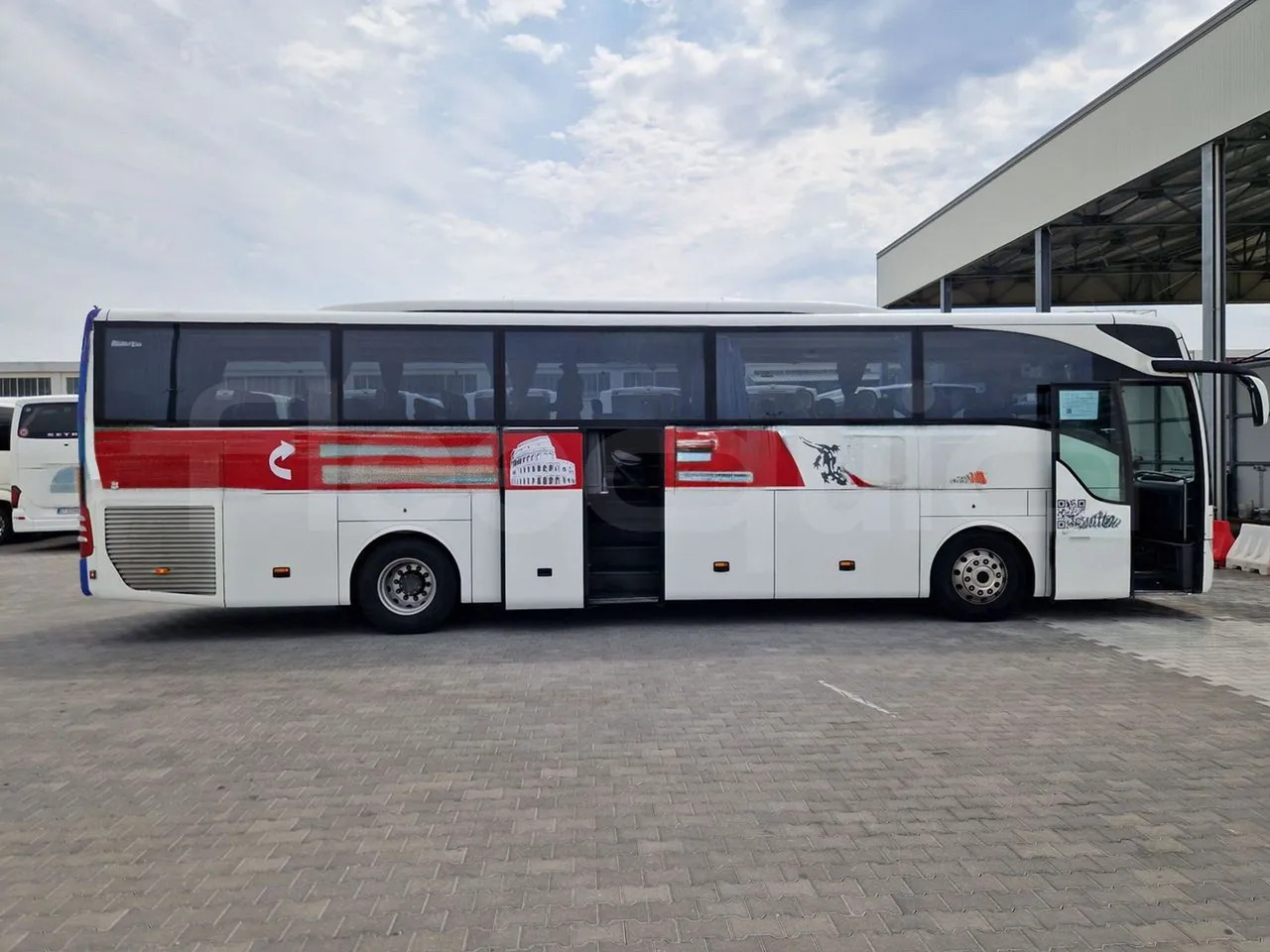 Coach Mercedes-Benz Tourismo: picture 14